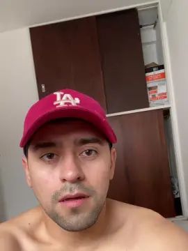 Play this full clip called Gay sex chat with Argx25