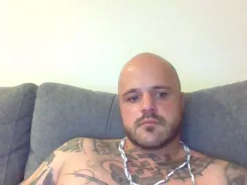 Enjoy watching the uncensored video of Gay sex chat with iacomussi