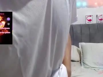 Play this HD video titled Gay sex chat with badboy_xxxhot