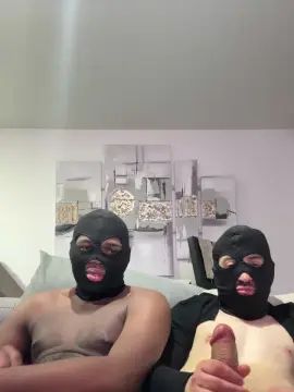 Play this uncut clip named Gay sex chat with UnRenoiUnRebeu