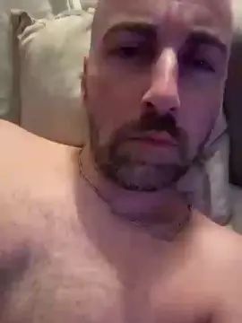 Watch the hardcore clip titled Gay sex chat with gennaio2301