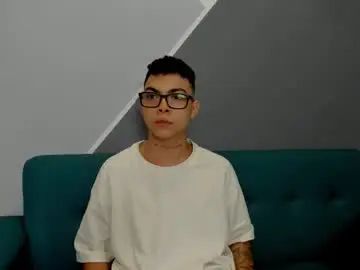 Enjoy watching the uncensored movie titled Gay sex chat with ethan_apollo
