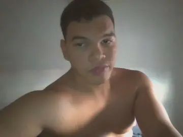 Enjoy watching the complete scene named Gay sex chat with pas20_