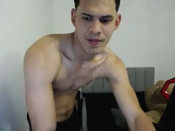 Stream complete scene called Gay sex chat with zona40