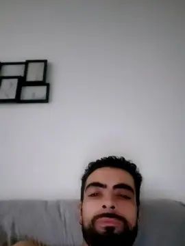 View uncut scene titled Gay sex chat with lion944