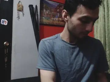 Watch the uncensored video of Gay sex chat with Skyheands