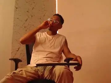 Play the complete scene called Gay sex chat with lorian_vikel