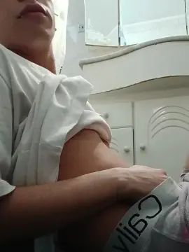 Play this HD video called Gay sex chat with josu910
