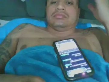 Play this complete video titled Gay sex chat with FRANKINSTEIN7