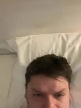 Play full scene titled Gay sex chat with bjbjbj3