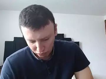 Stream the uncut movie called Gay sex chat with Dan_Pett