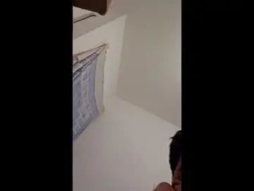 Play this complete clip called Gay sex chat with andrespiatti48