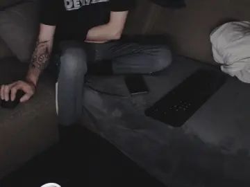 Play this complete video of Gay sex chat with Hottehans