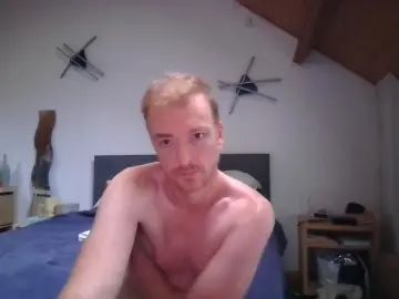 Stream this uncensored scene of Gay sex chat with floflo203
