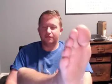 Stream the uncut clip named Gay sex chat with beefystr8guy