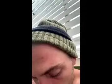 Play the full video called Gay sex chat with thekingofmonkey