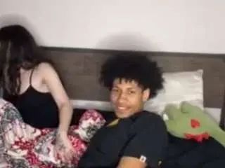 Watch the uncut scene of Gay sex chat with therealmandingoo