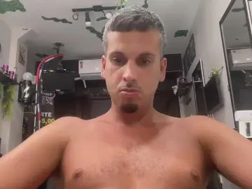 Watch this uncensored video called Gay sex chat with mlkzaocarioca
