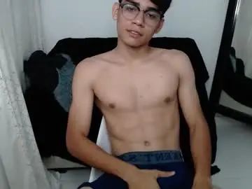 Stream this hardcore video of Gay sex chat with ibu_fox