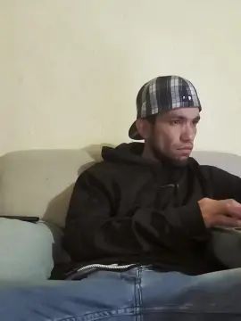 Stream this complete clip titled Gay sex chat with masterkiing