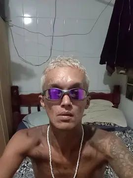 View full video named Gay sex chat with Juninho_cria