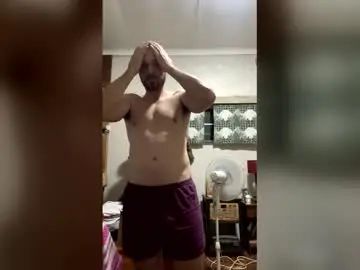 Enjoy watching this HD movie called Gay sex chat with freckledskin