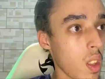 Stream complete video of Gay sex chat with Gustavodo069