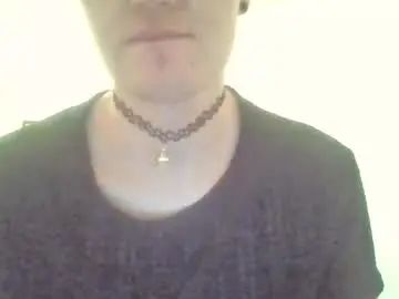 Stream the hardcore scene called Gay sex chat with shylace_x