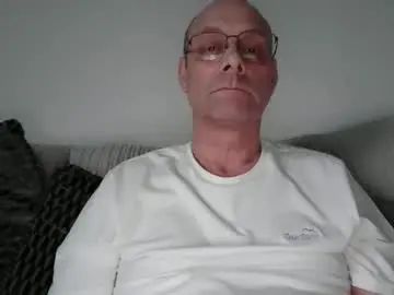 Play this uncut clip of Gay sex chat with johnpevans