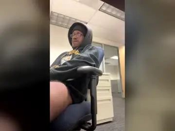Enjoy watching the complete movie named Gay sex chat with daddyleebbc