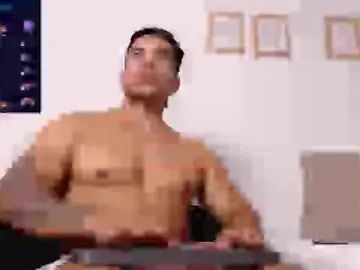 Play this complete scene named Gay sex chat with estevanlouise