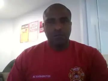 View this uncut clip named Gay sex chat with wjamal2