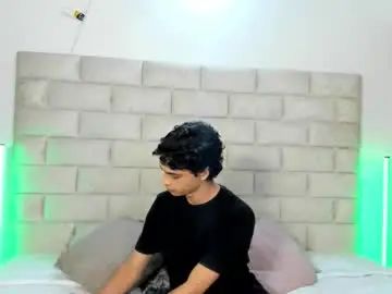 View this full scene named Gay sex chat with liamblazze_