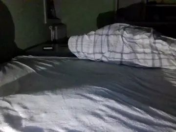 Play this uncensored clip called Gay sex chat with junjseh