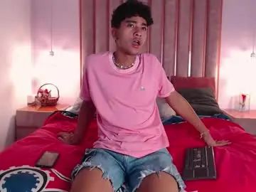 Stream complete video named Gay sex chat with mike_thomsonn