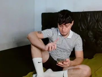 Stream the hardcore scene titled Gay sex chat with ITHAN_DREAMBOY