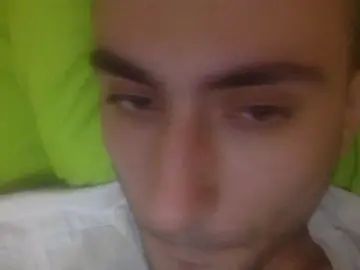 Stream the complete video of Gay sex chat with holla90