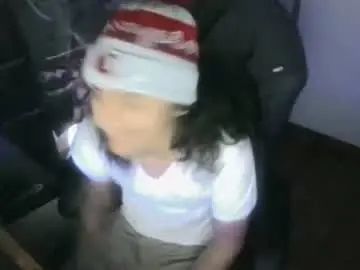 Play complete scene of Gay sex chat with daddyswavey3