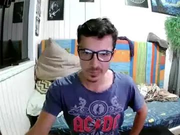 View uncut scene named Gay sex chat with felippe1323