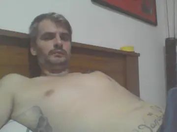 View this uncensored scene called Gay sex chat with thiago1784