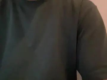View this uncut scene of Gay sex chat with Maarnu
