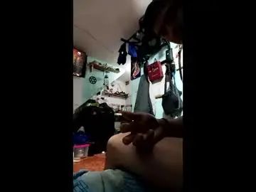 View this uncensored clip called Gay sex chat with kehylinatehortua