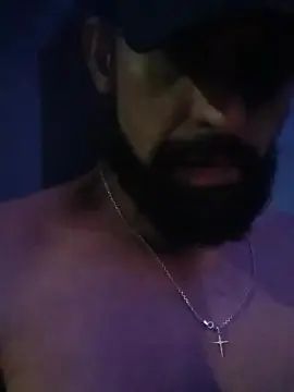 Stream this uncut scene of Gay sex chat with Ruyarneb
