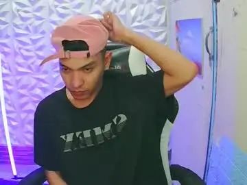 Watch this uncensored video called Gay sex chat with asian_darlingcummerxxx