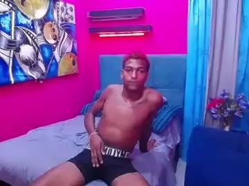 View uncensored scene titled Gay sex chat with hugecock_black