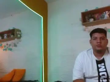 Stream uncensored scene of Gay sex chat with mazenrois