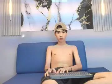 Watch the uncensored movie called Gay sex chat with sam_cody