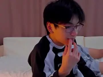 Enjoy watching complete movie named Gay sex chat with shinn_koita