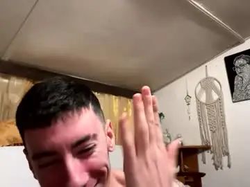 Stream the hardcore video of Gay sex chat with dave_matteo