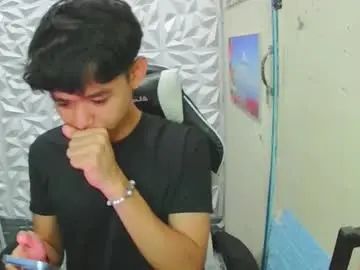 Enjoy watching this uncut video titled Gay sex chat with ur_younngtwinkxxx